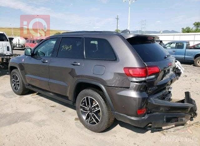 جیپ گراند شیرۆکی